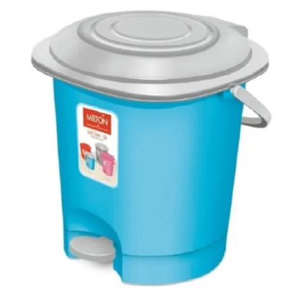 Milton Bucket Solid Clean Up 7